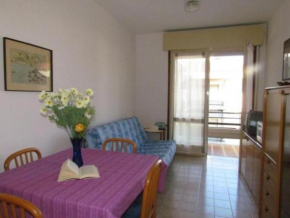 Peaceful flat in Bibione with beach place